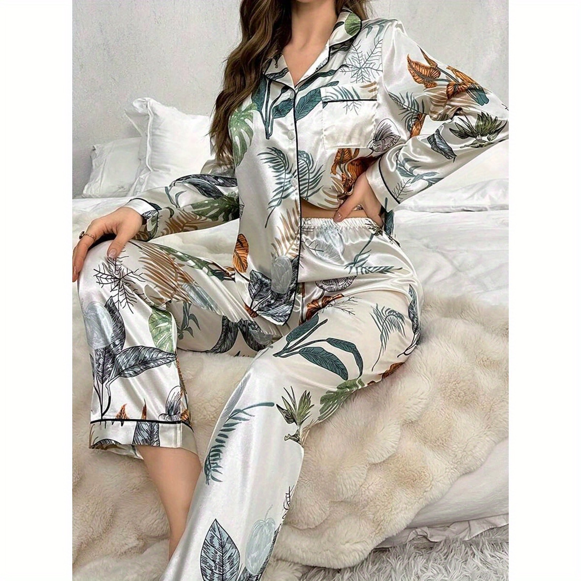 

Women's Floral Print Casual Pajama Set, Long Sleeve Round Neck Top & Pants, Comfortable Relaxed Fit For Fall