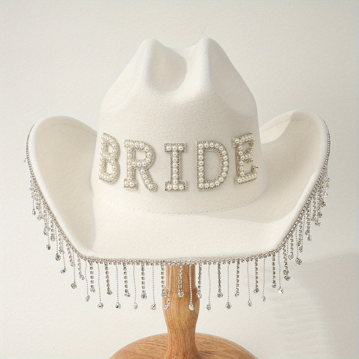 

Stylish Cowgirl Hats With Rhinestone "bride" & Tassels, Bridal Wedding Party Accessory, Women's Stylish Western Cowboy Hat For Bachelorette & Ceremonies