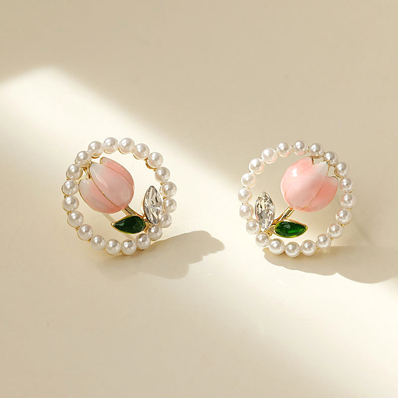 

1 Pair Elegant Alloy Floral Earrings With Acrylic Pearls And Green Leaves, Fashionable Sparkling For Birthday And Party Gifts