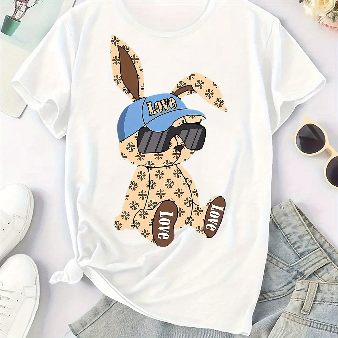 

Women's Casual Round Neck Short Sleeve T-shirt With Cute Rabbit Graphic, Fashion Sports Tee Top, Summer Wear