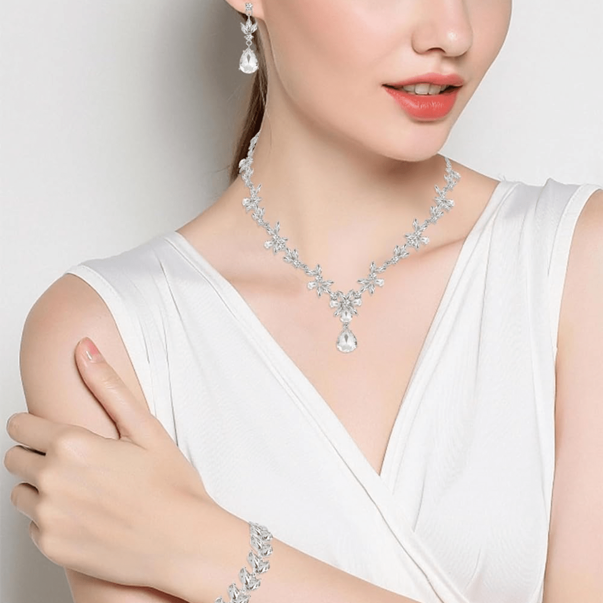 wedding bridal bridesmaid austrian crystal rhinestone jewelry sets statement choker necklace earrings bracelets sets for wedding party prom details 2