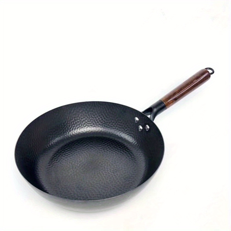 

28cm Handcrafted Iron Wok With Fish Scale Texture: Non-stick, Suitable For Various Stoves, And Ideal For Cooking, Frying, And Stir-frying