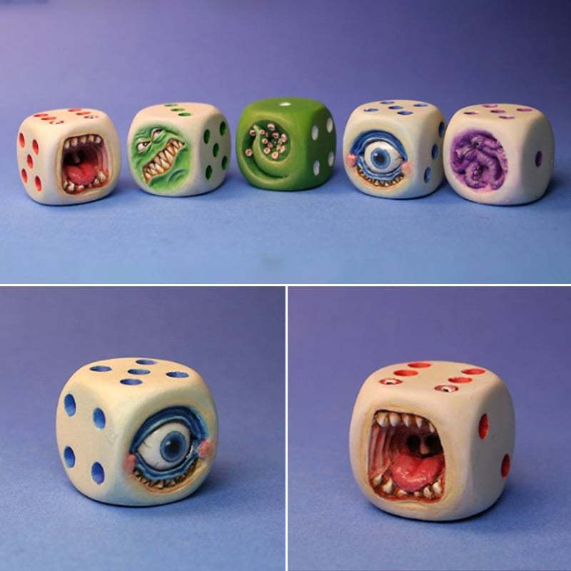 

5pcs Spooky Monster Dice Set - Creative Abs Resin Role-playing Game Dice With Mouth, Eye & Tentacle Designs - Halloween Tabletop Gaming Accessories