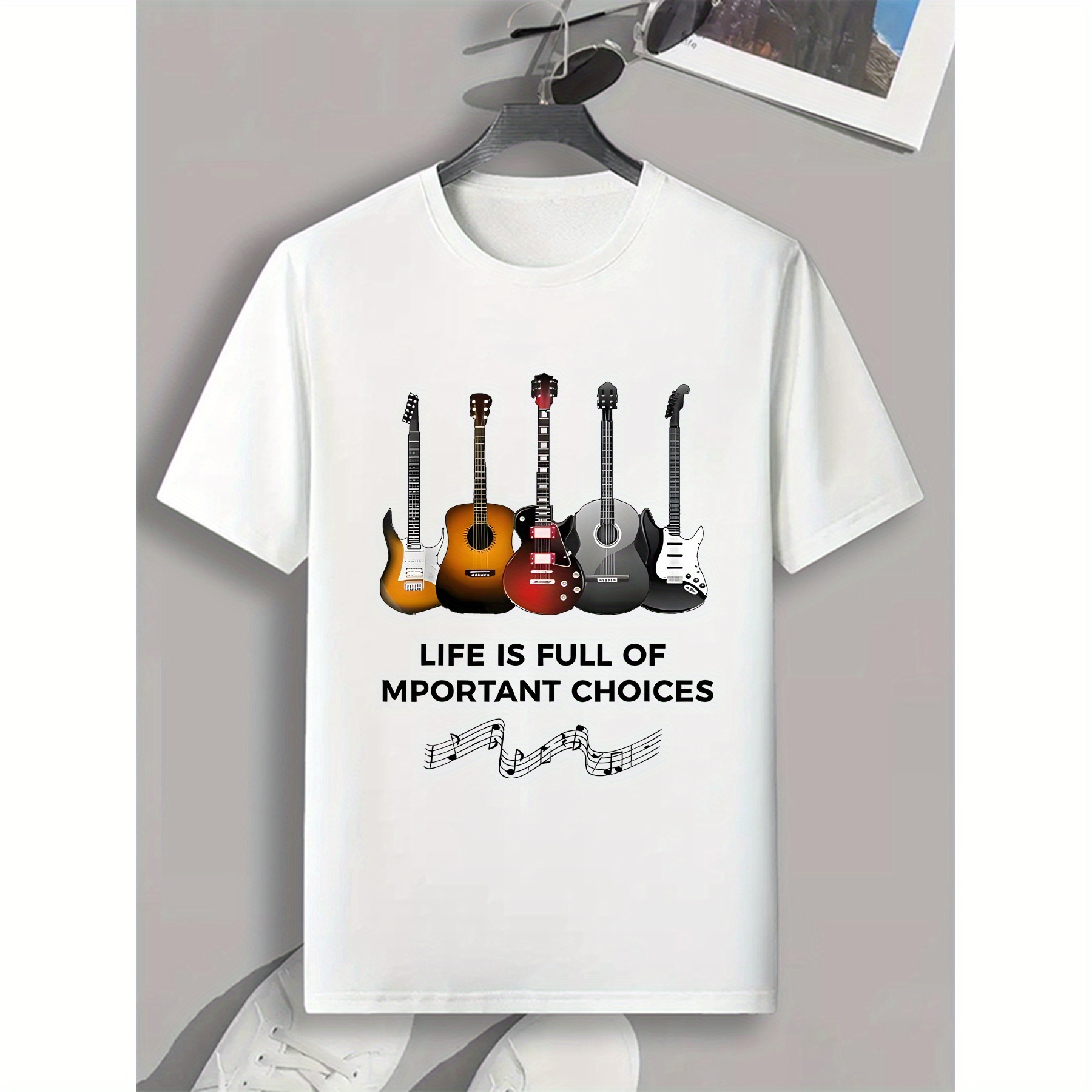 

Guitars Graphic Print Men's Crew Neck Short Sleeve Tees, Casual T-shirt, Summer Trendy Versatile Top For Everyday Wear