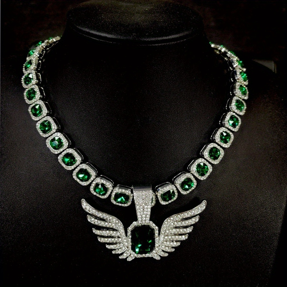 

Fashionable Green Rhinestones Beads Decor Wing Design Pendant Chain Necklace