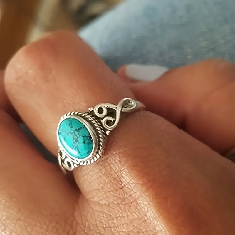 

Vintage Style Silver-tone Ring With Green Turquoise Stone, Vibrant Multicolor Gemstones, Perfect Anniversary/birthday Gift For Loved Ones, Retro Vacation Fashion Jewelry