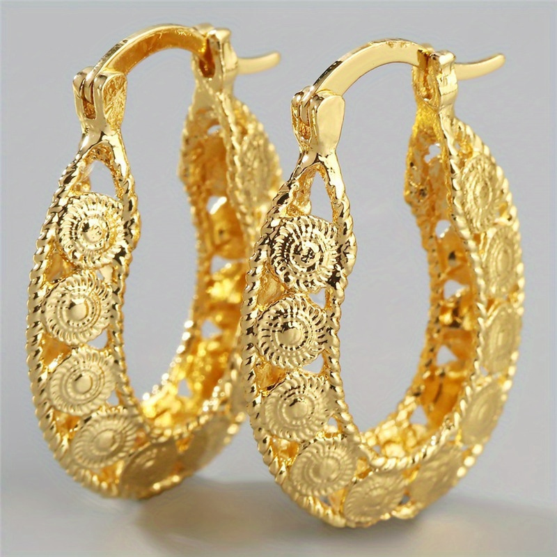 

1pair Bohemian Round Hollow Out Women Golden Drop Dangle Earrings Valentine's Day Gift