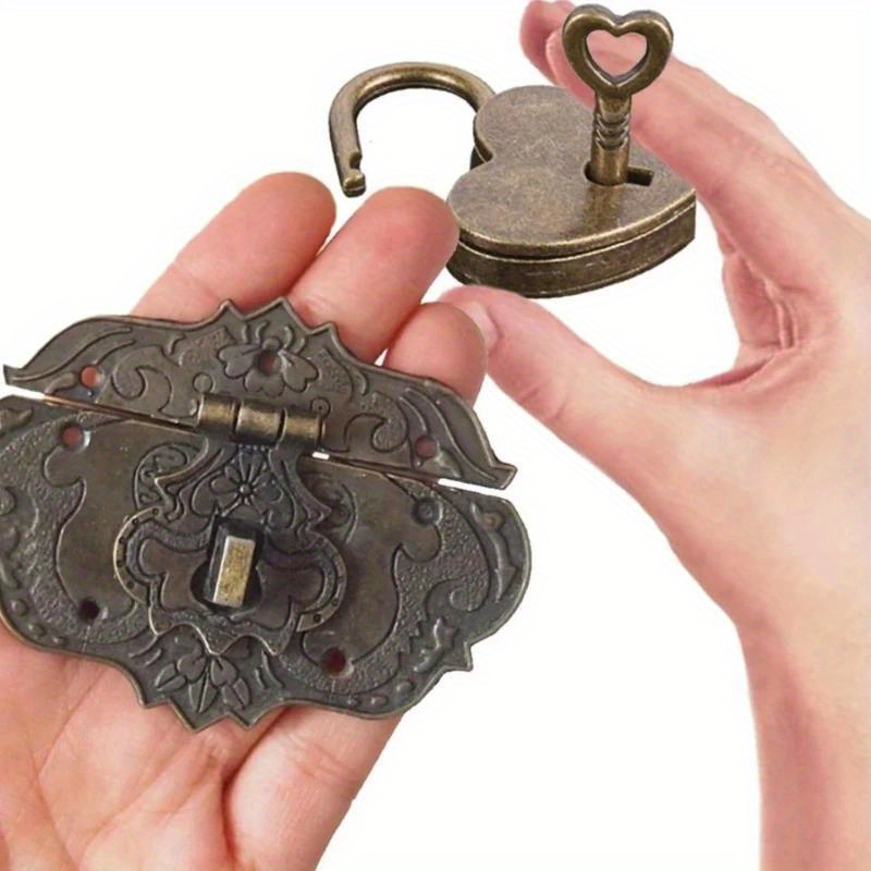 Image of Heart Lock For Couples Men Women Boyfriend Girlfriend Memorial Anniversary Valentine Bridge Padlock