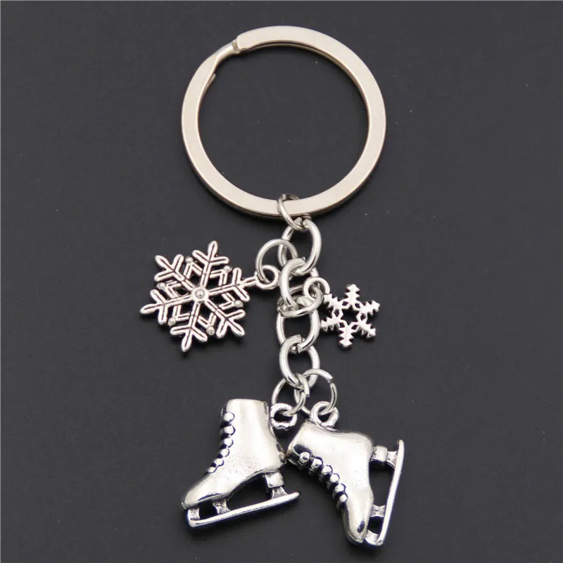 

1pc Winter Sports Enthusiast Keychain With Ice Skates And Snowflakes Charms, Zinc Alloy Metallic Keyring For Skating Fans, Sporty Style Key Chain Accessory, Ideal Gift For Athletes And Hobbyists