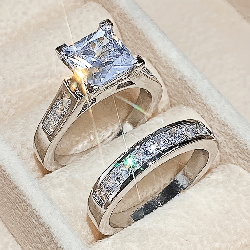 

2pcs/set Of New Elegant Promise Ring For Women' Set With Square Sparkling Rhinestone As A Symbol Of Elegance And Beauty