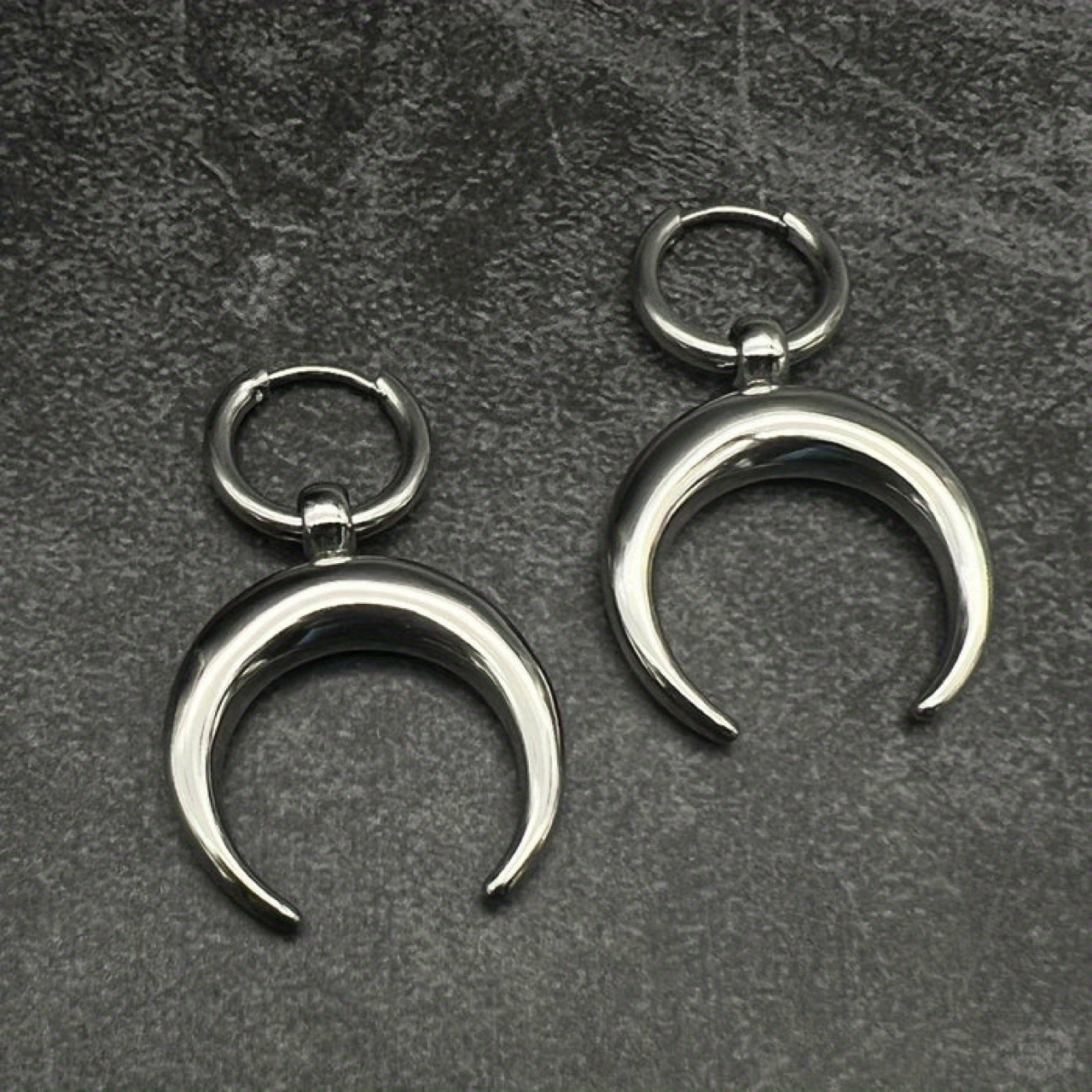 TEMU 1 Paire de Boucles d'Oreilles Gothiques Lune Pendantes à Crochet, Bijou Cadeau