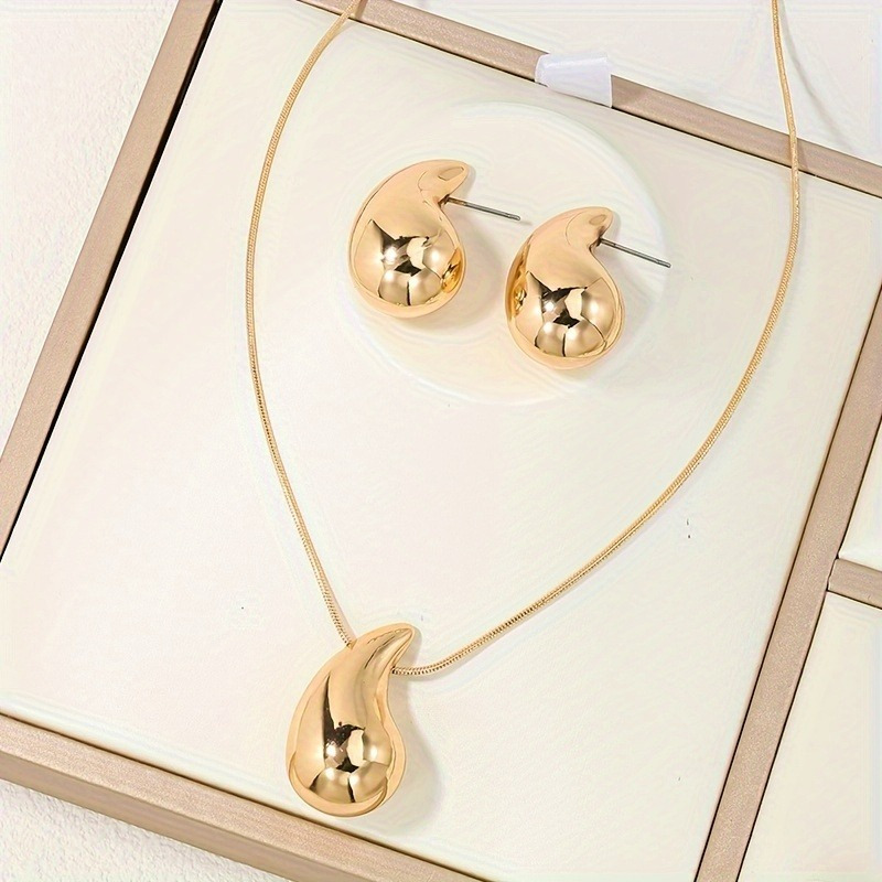 

Chic Waterdrop Jewelry Set - Minimalist Earrings + Necklace Duo - Golden Or Silvery, Choose Your Style - Enhance Casual Ensembles