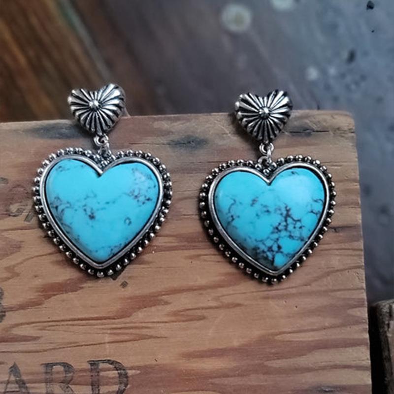 

Vintage Turquoise Love Western Style Peach Heart Red Pine Stone Earrings