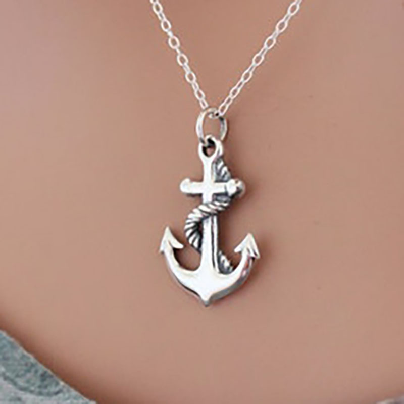 Collar con cadena