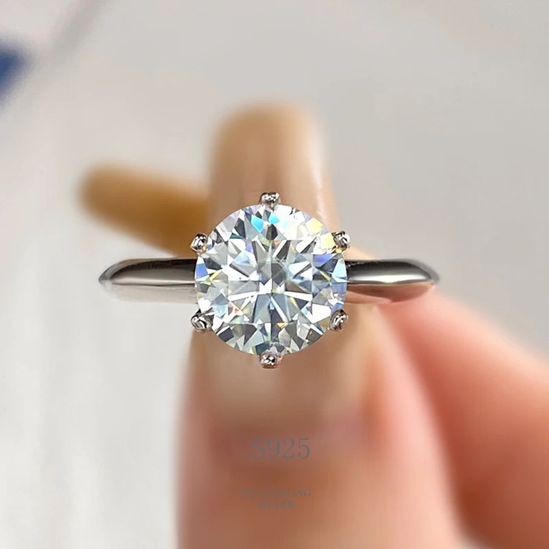 

Bague Solitaire Élégante Shavano en Moissanite - 0.5/1/2/3/5/10 CARATS, Argent Sterling 925, de Fiançailles & Mariage pour Femme