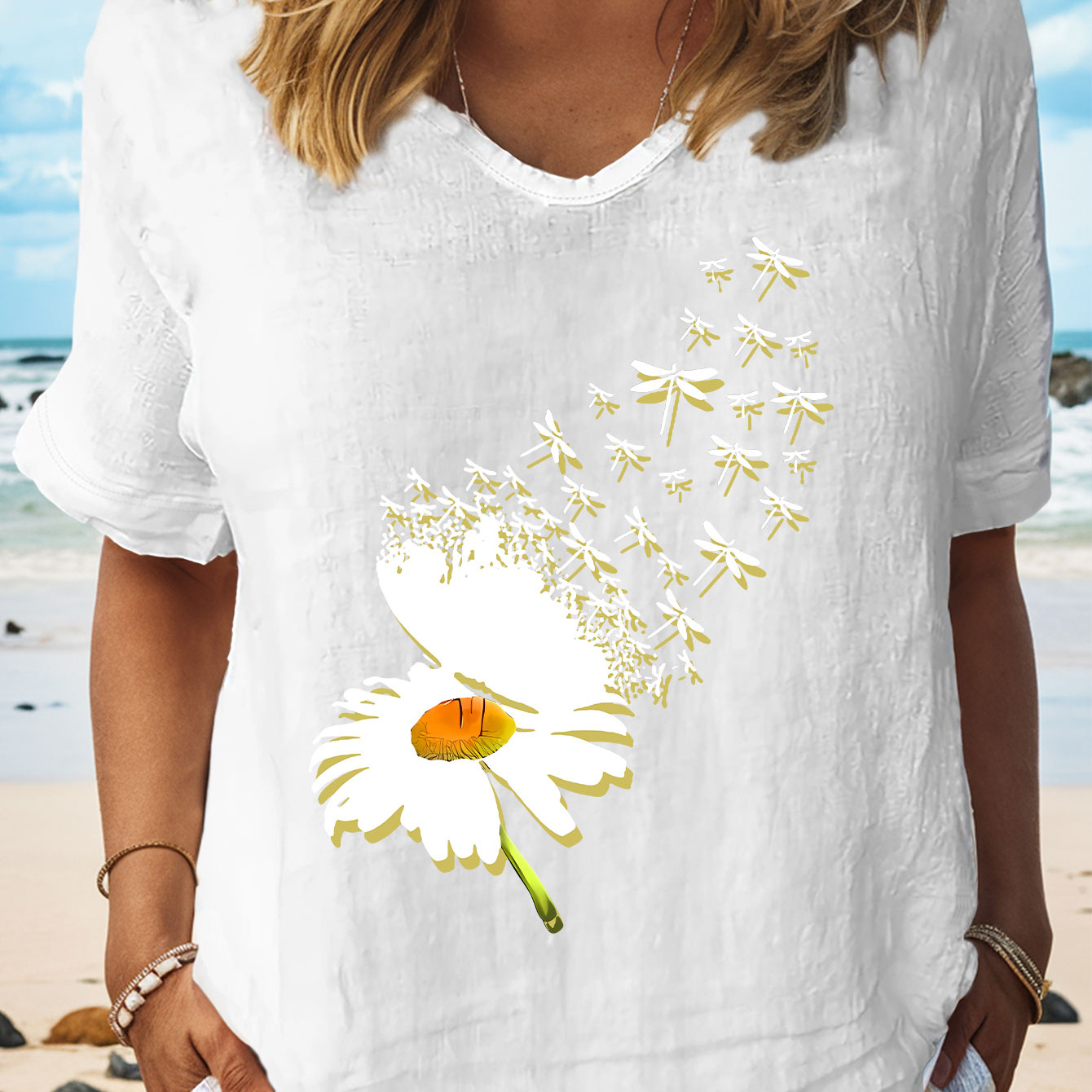 

Dragonfly Print T-shirt, Short Sleeve V Neck Casual Top For Summer & Spring, Women's Clothing