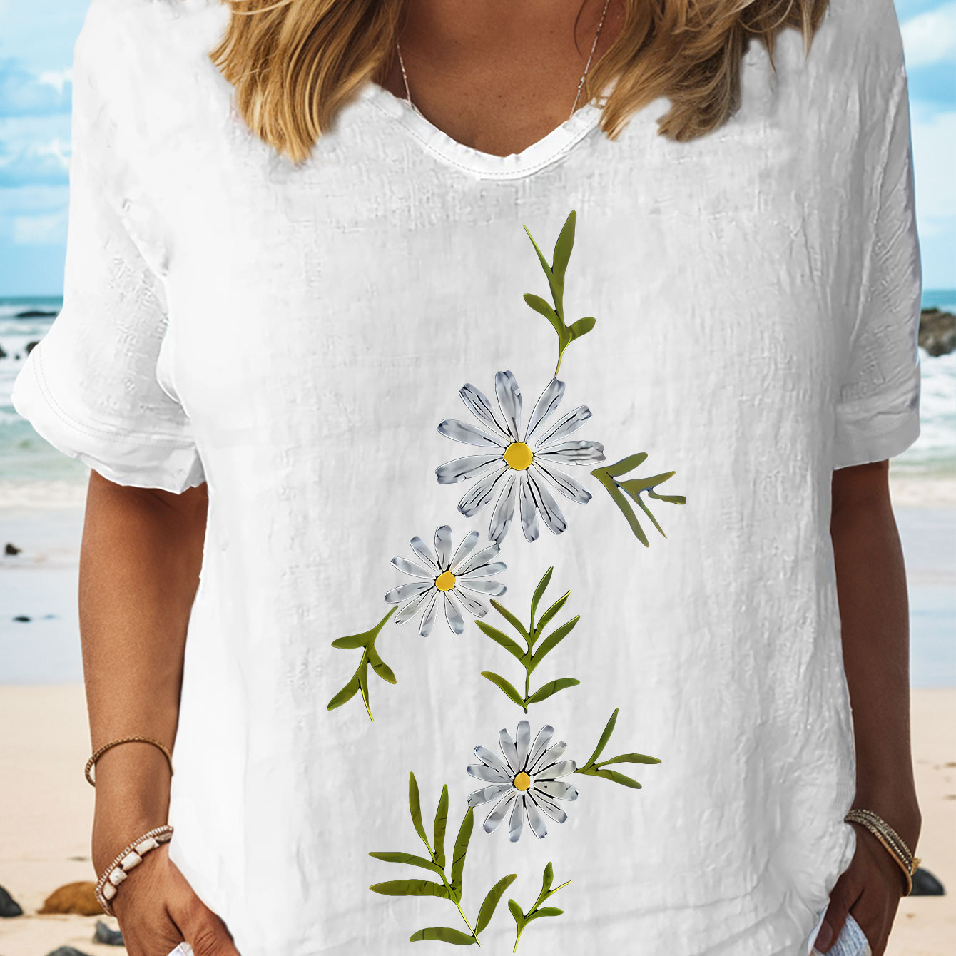

Floral Print T-shirt, Short Sleeve V Neck Casual Top For Summer & Spring, Women's Clothing