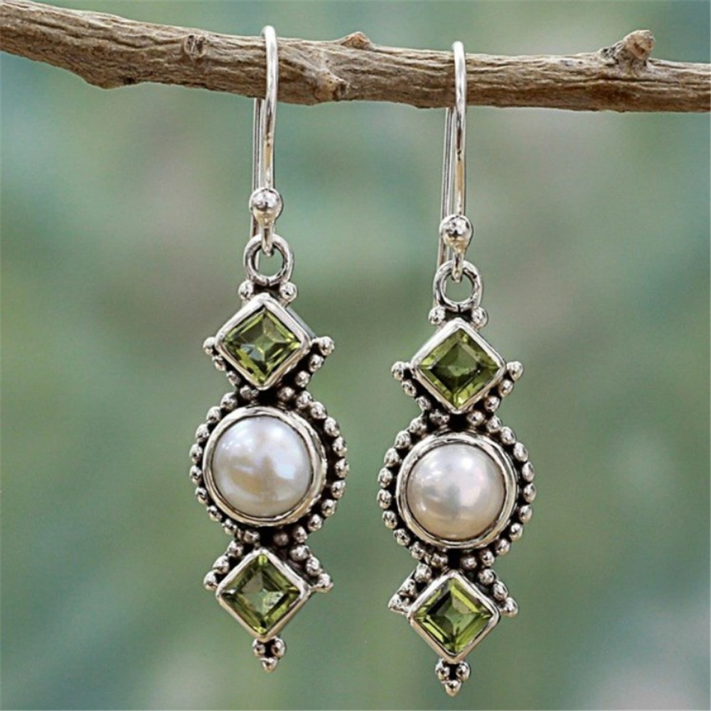 

Creative Square Olive Green Long Earrings
