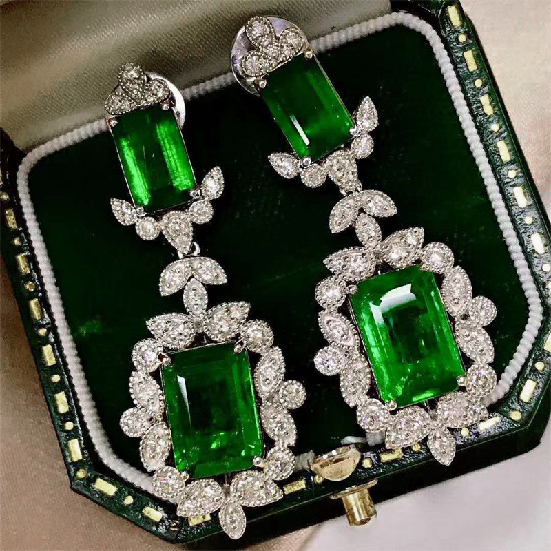 

Luxurious And Exquisitely Inlaid Emerald Princess Square Gemstone Earrings, Gorgeous Gemstone Earrings, Gorgeous Holiday Gifts, The First Choice Of Earrings, The Perfect Gift For Your Family