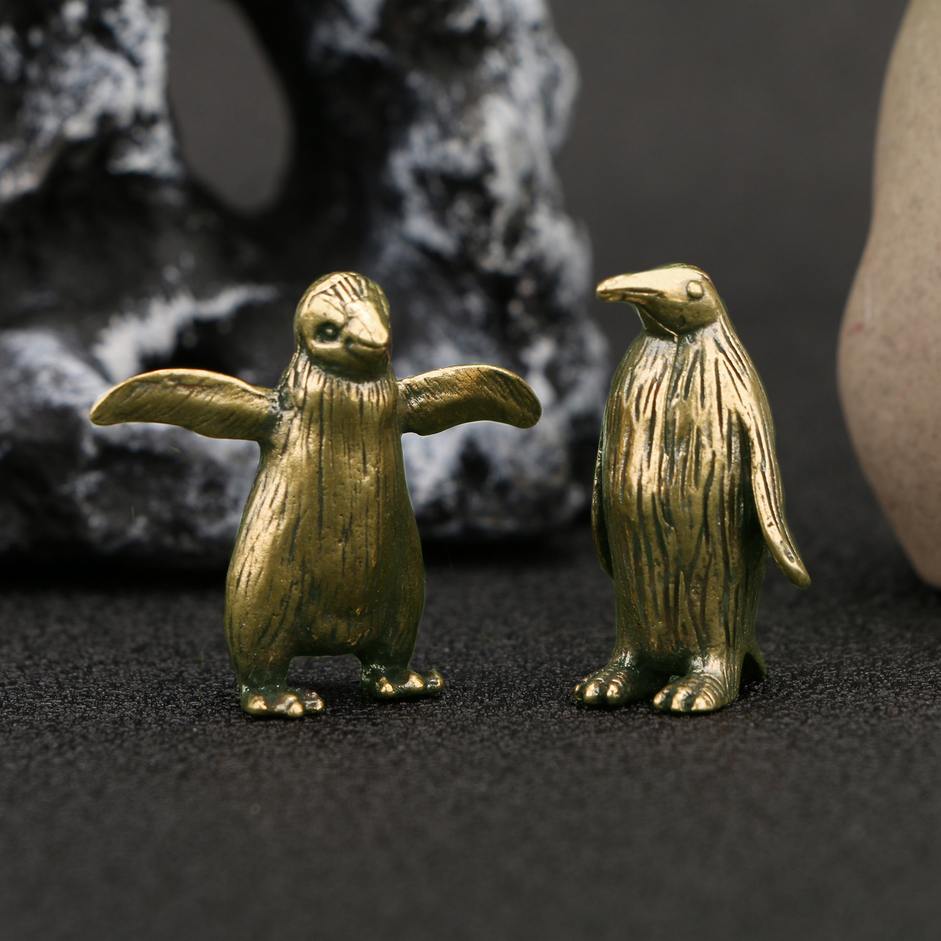 

Brass Penguin Figurine - Handcrafted Metal Decor For Home & , Ideal Gift For Animal Enthusiasts