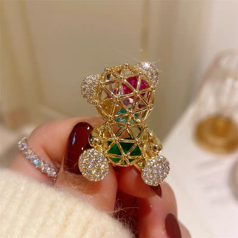 

Luxury Rhinestone Inlaid Bear Brooch, Elegant Vintage Style, Dress Suit Decorative Corsage Pin, Fashion Clothing Accessory