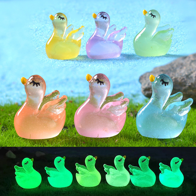 

30pcs Mixed Color Pack Mini Resin Glow-in-the- Mini Portrait Glow-in-the-dark Mini Resin Mini Resin Animals For Mini Garden Landscape Aquarium Potted Dollhouse Decoration