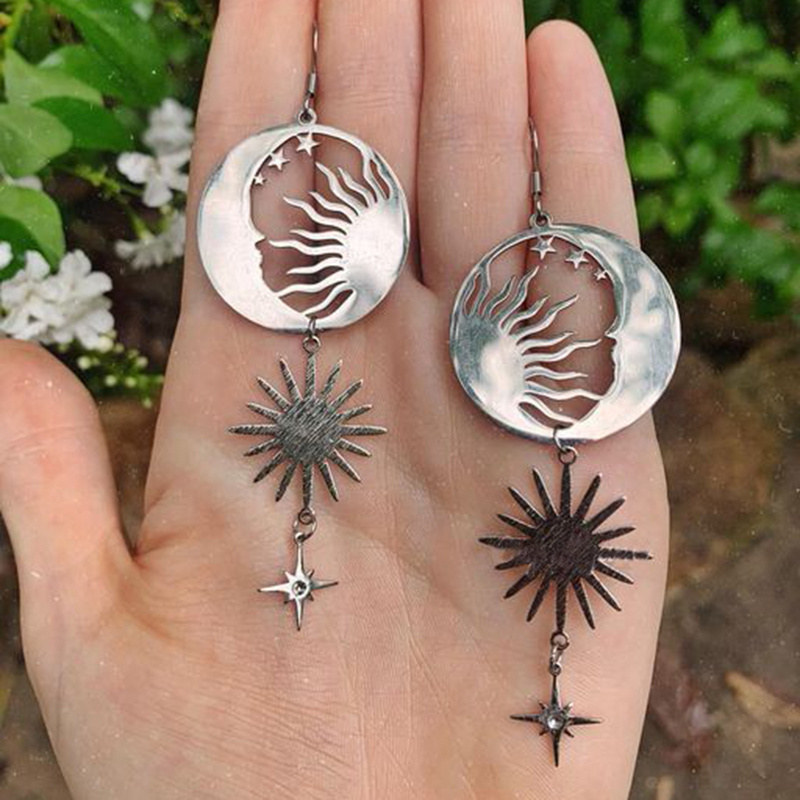 

2pcs Vintage Sun Moon Bohemian Copper Silver Color Earrings Women Party Birthday Holiday Day Gift