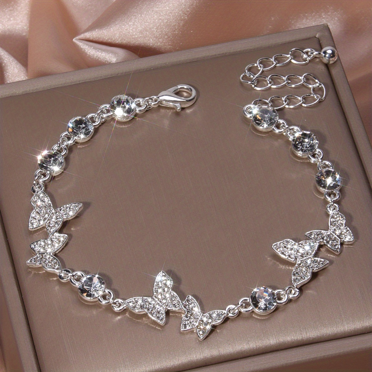 TEMU Elegant Full Of Rhinestones Bracelet Silvery Plated Hand Jewelry Gift For Women