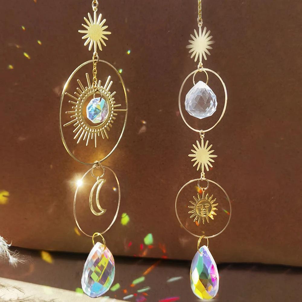 

1pc Contemporary Style Crystal Suncatcher - Sun Moon Prism Light Hanging Ornament For Garden, Window, Outdoor Decor - Electricity-free Rainbow Maker Without Feathers