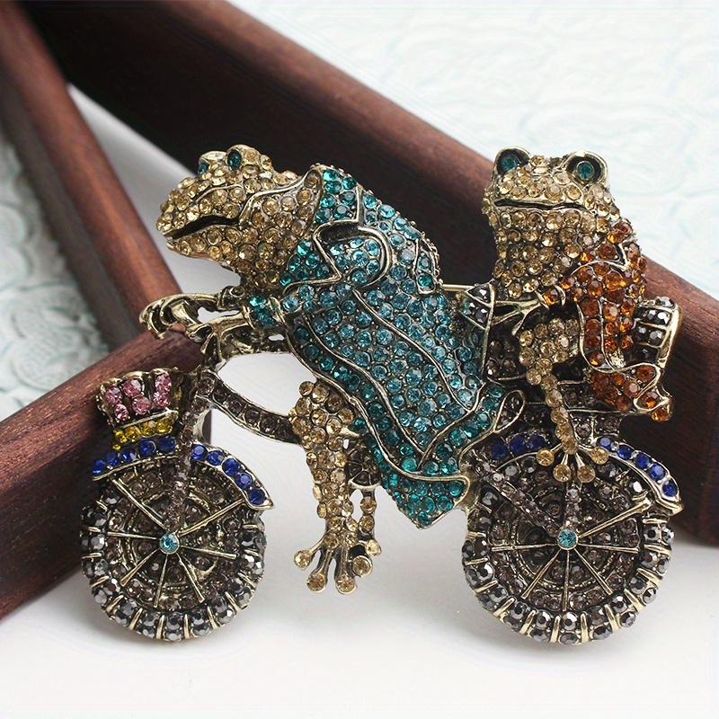   on a bike brooch vintage style   brooch pin animal design accessory details 1