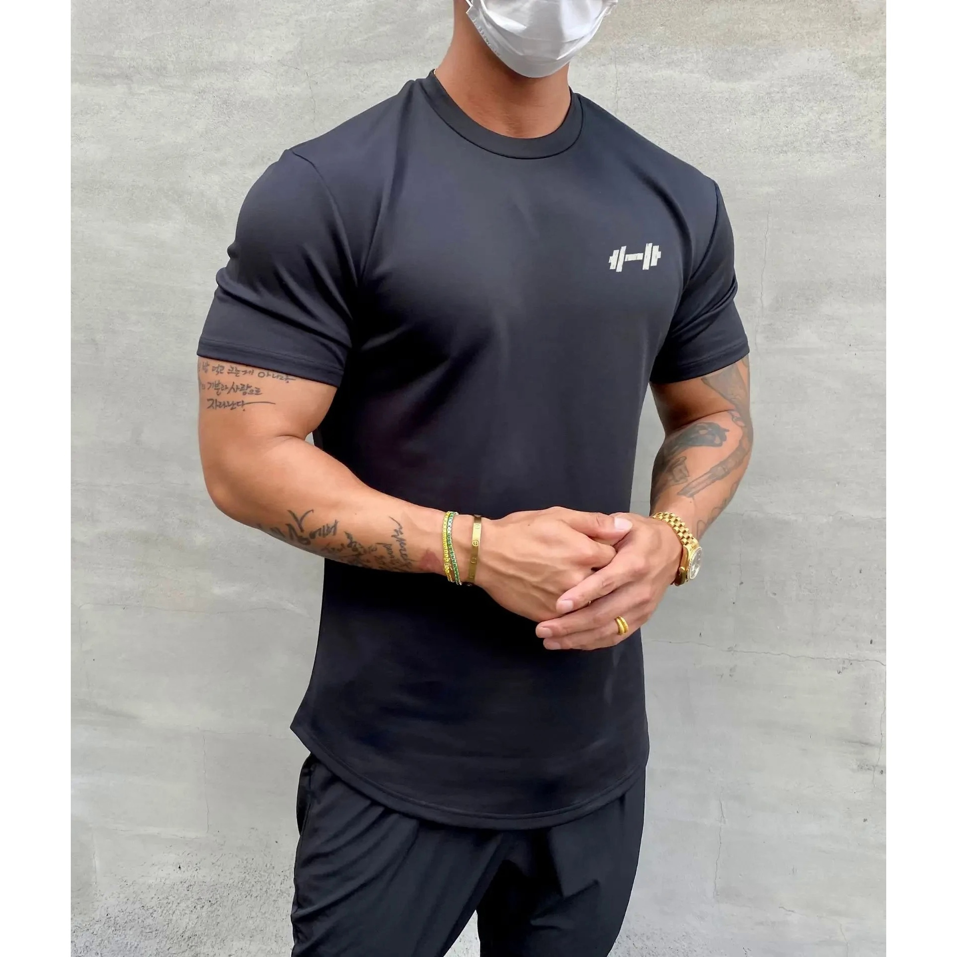 

2023 Summer Gym T Shirt Men Bodybuilding Fitness Cotton Short Sleeve T-shirt Fashion Muscle Tshirt Man Clothing