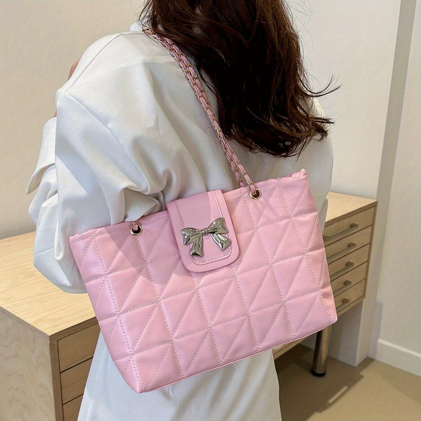 

Elegant Solid Color Shoulder Bag With Bow Tie Design, Large Capacity Versatile And Fashionable Bag
