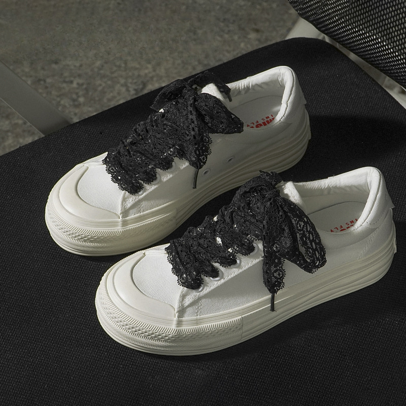 【Monday Edition】PEARL TASSEL SHOELACE Designer fashion, Seoul-fully created | W Concept