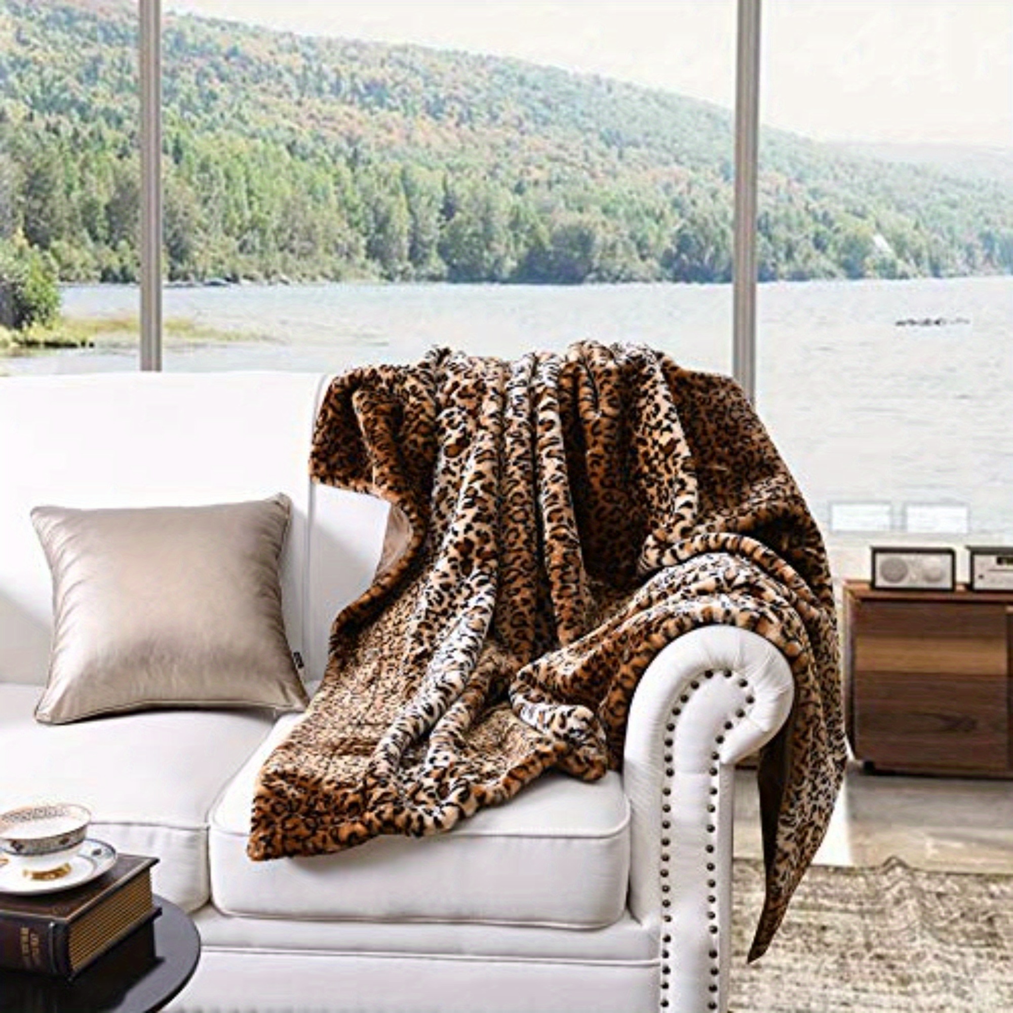 

Faux Fur Throw Blanket Leopard Bed Blanket 50"x70" Super Soft Warm Reversible With Flannel Fleece Fuzzy Printed Blanket