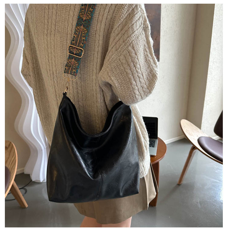 1pc Bohemian Geometric Strap Hobo Bag, Large Capacity Ethnic Crossbody Bag, Women'S Retro Style Shoulder Bag For Best Birthday Gifts, Halloween Gifts And Christmas Gifts