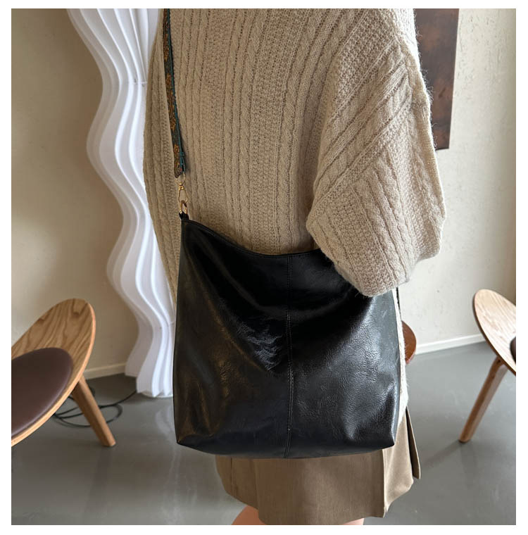 1pc Bohemian Geometric Strap Hobo Bag, Large Capacity Ethnic Crossbody Bag, Women'S Retro Style Shoulder Bag For Best Birthday Gifts, Halloween Gifts And Christmas Gifts