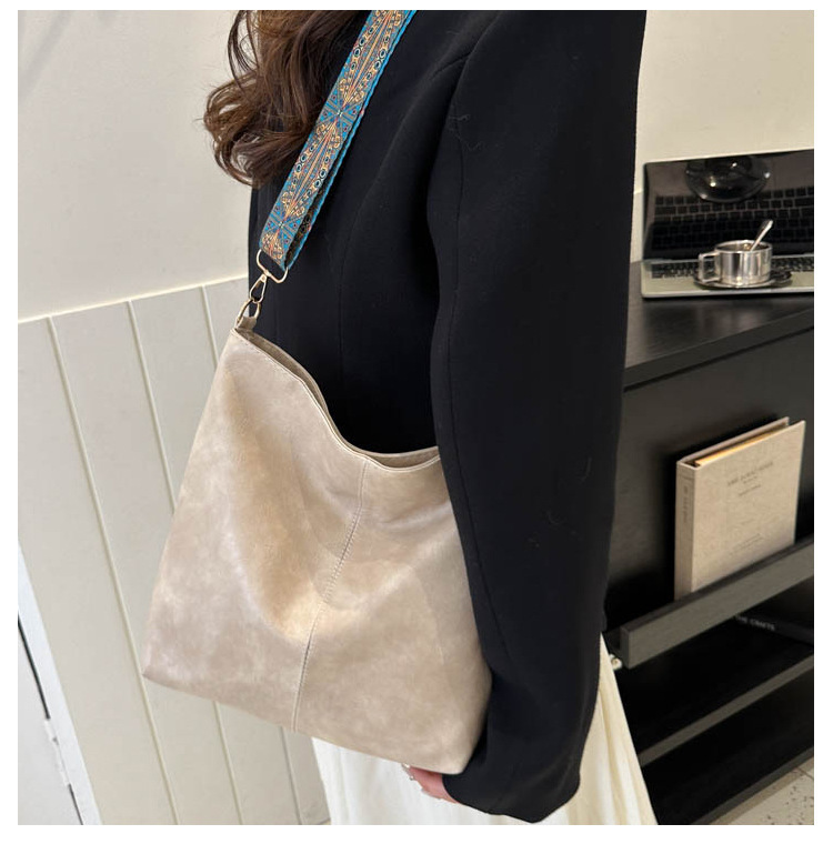 1pc Bohemian Geometric Strap Hobo Bag, Large Capacity Ethnic Crossbody Bag, Women'S Retro Style Shoulder Bag For Best Birthday Gifts, Halloween Gifts And Christmas Gifts