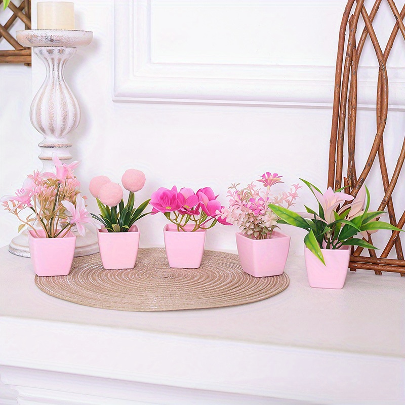 

Ensemble de 5 mini plantes artificielles en pot - Décoration pour la maison ou le bureau avec des fausses fleurs en plastique pour étagère, bureau, bibliothèque