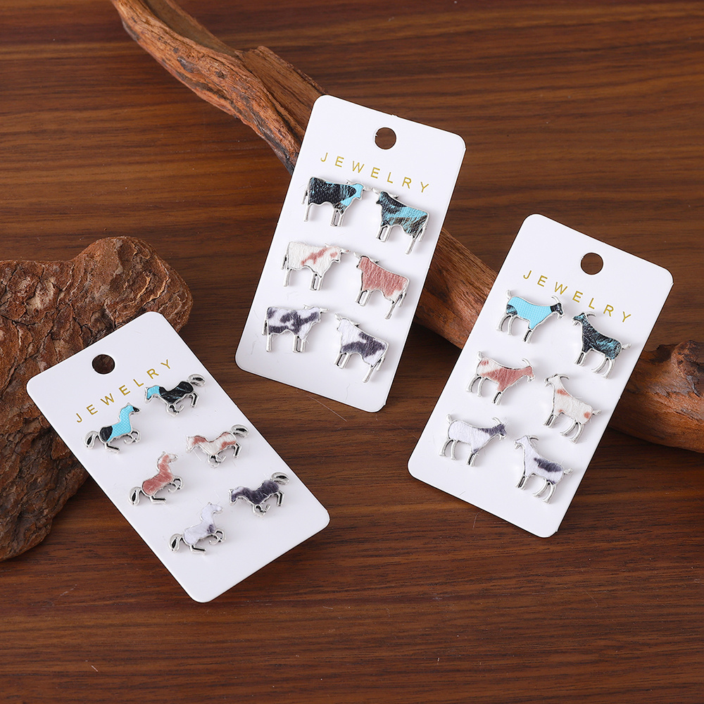 

3 Pairs Set Retro Western Horse Cattle Sheep Synthetic Leather Inlaid Earrings Set Women's Bohemian Western Farm Earrings Gift