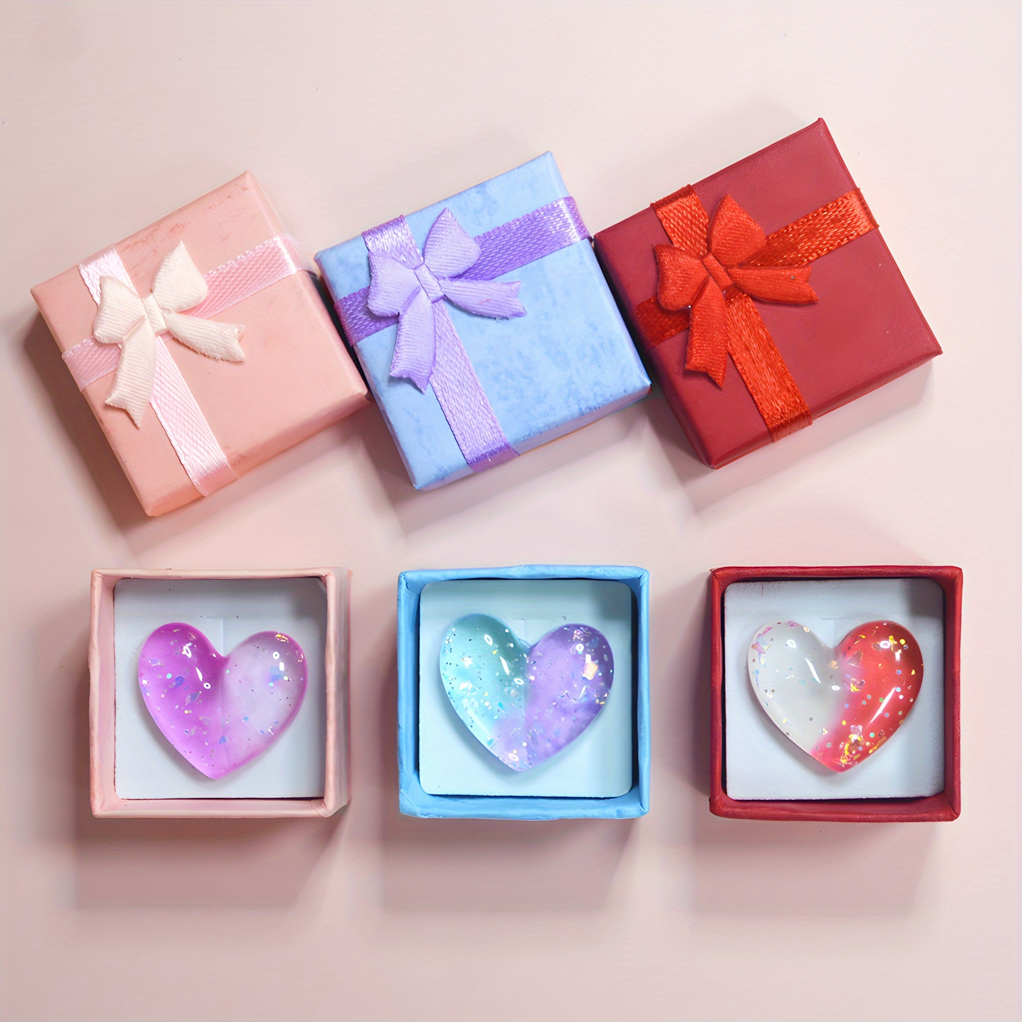 

1/3/4pcs Resin Heart-shaped Mini Ornaments, Aesthetic Cool Gadgets, Unique Non-electric Party Favors With No Feathers, For Wedding, Valentine's Day, , Teens, 14+