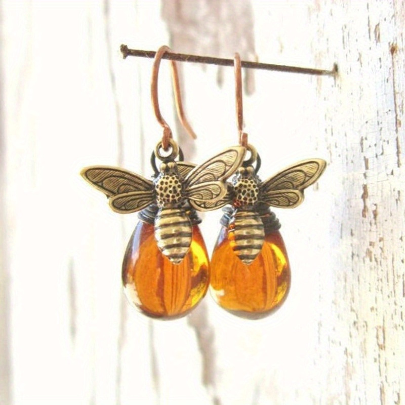 

2pc Fashion Creative Bohemian Bee Earrings Jewelry Animal Jewelry Earrings Men's And Women's Earrings Accessories Birthday Party Anniversary Gift Christmas Gift Earrings For Friends And Lovers