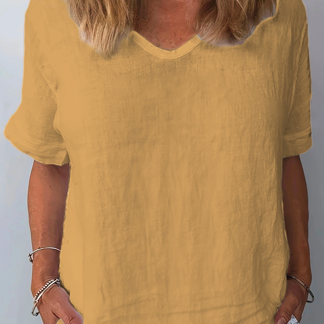 

Simple T-shirt, Short Sleeve V Neck Casual Top For Summer & Spring, Women's Clothing