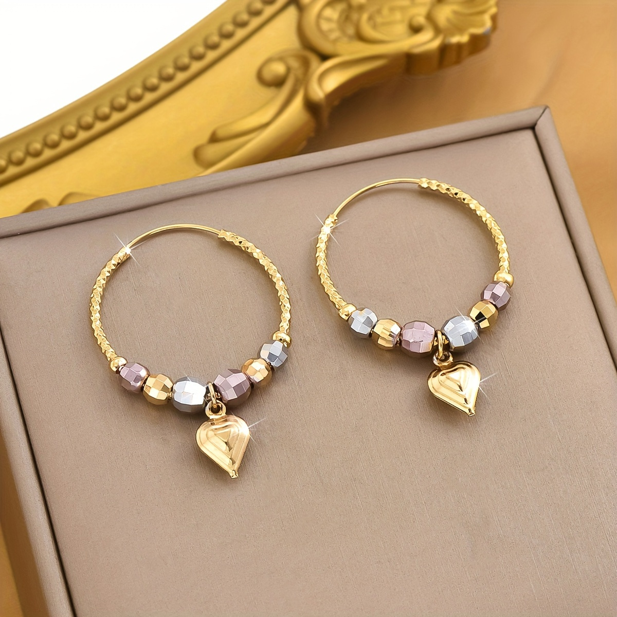 

1 Pair Of Europe And The United States Luxury Design High-level Color Cut-off Round Pearl Heart Earrings Earrings Golden Earrings Lady Fashion Jewelry