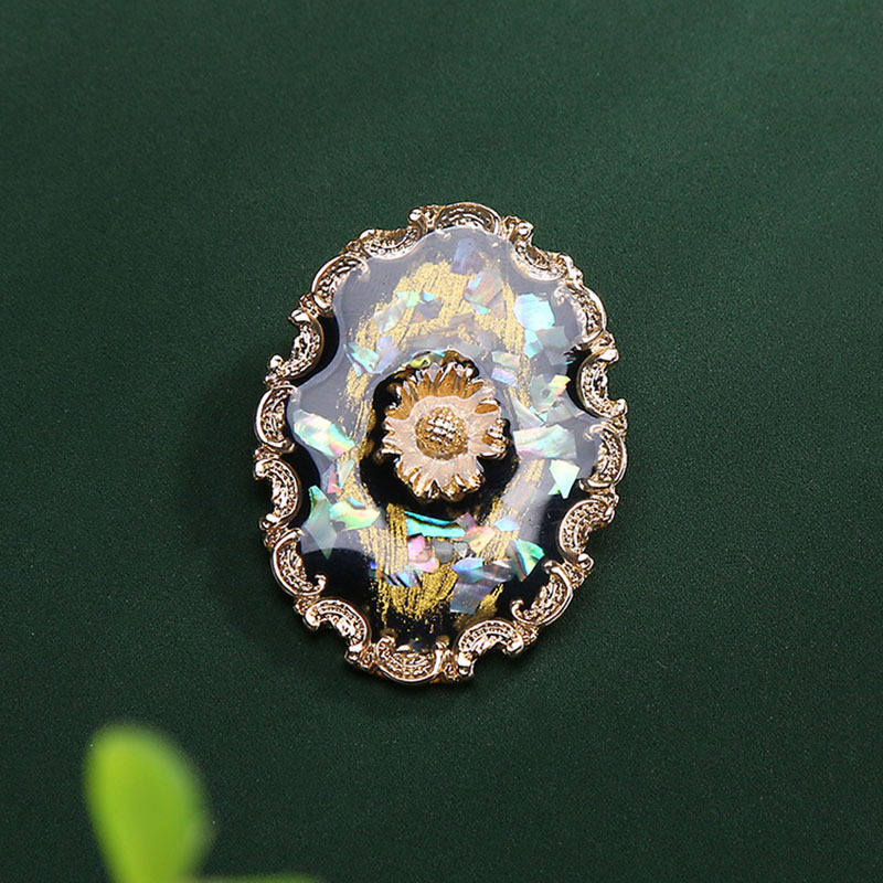 

Vintage Abalone Brooch - Fashionable -encrusted Pin For