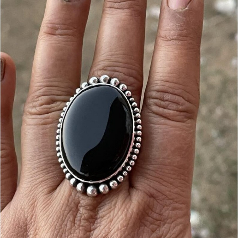 

A Vintage High Quality Classic Black Gemstone Ring Is Perfect For Anniversaries And Birthday Gifts For Party Parties