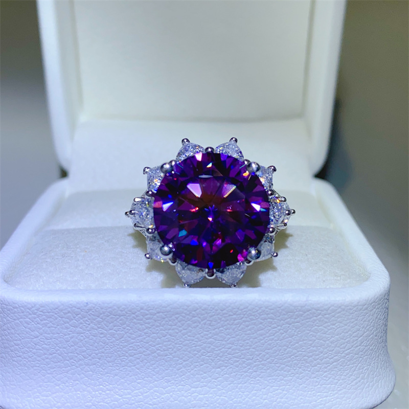 

1 Piece New S925 Silver 3 Carat Purple Moissanite Ring Fashionable, Luxurious, Super Sparkling , Luxurious, Proposal, Engagement, Wedding Anniversary Gift, Birthday, Holiday Gift, Father's Day Gift