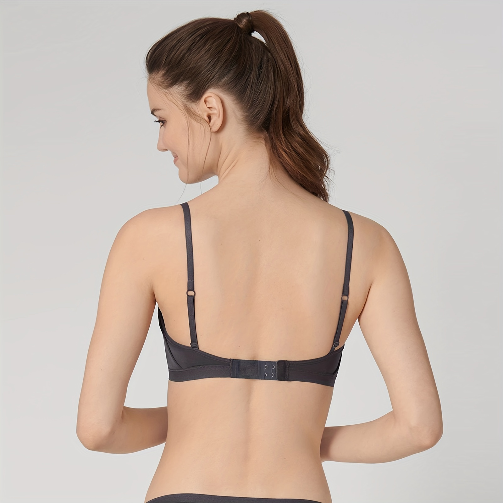 This Luxurious And Comfortable 4pcs Bra Extension Buckle Offers a Customizable Fit, Featuring a Highly Supportive Elastic Band That Is Adjustable And Easy to Wear on a Daily Basis
