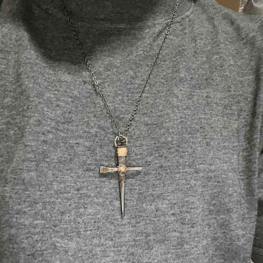 1pc luxury fashion creative cross necklace mens cross rust nail pendant necklace mens jewelry accessories birthday anniversary gift for lovers and friends necklace christmas necklace details 3