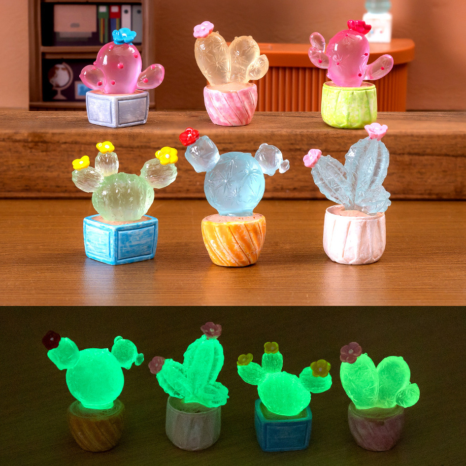 

6pcs/set Micro Landscape Creative Night Fluorescent Simulation Cactus Gardening Doll House Decoration Accessories Desktop Mini Ornaments