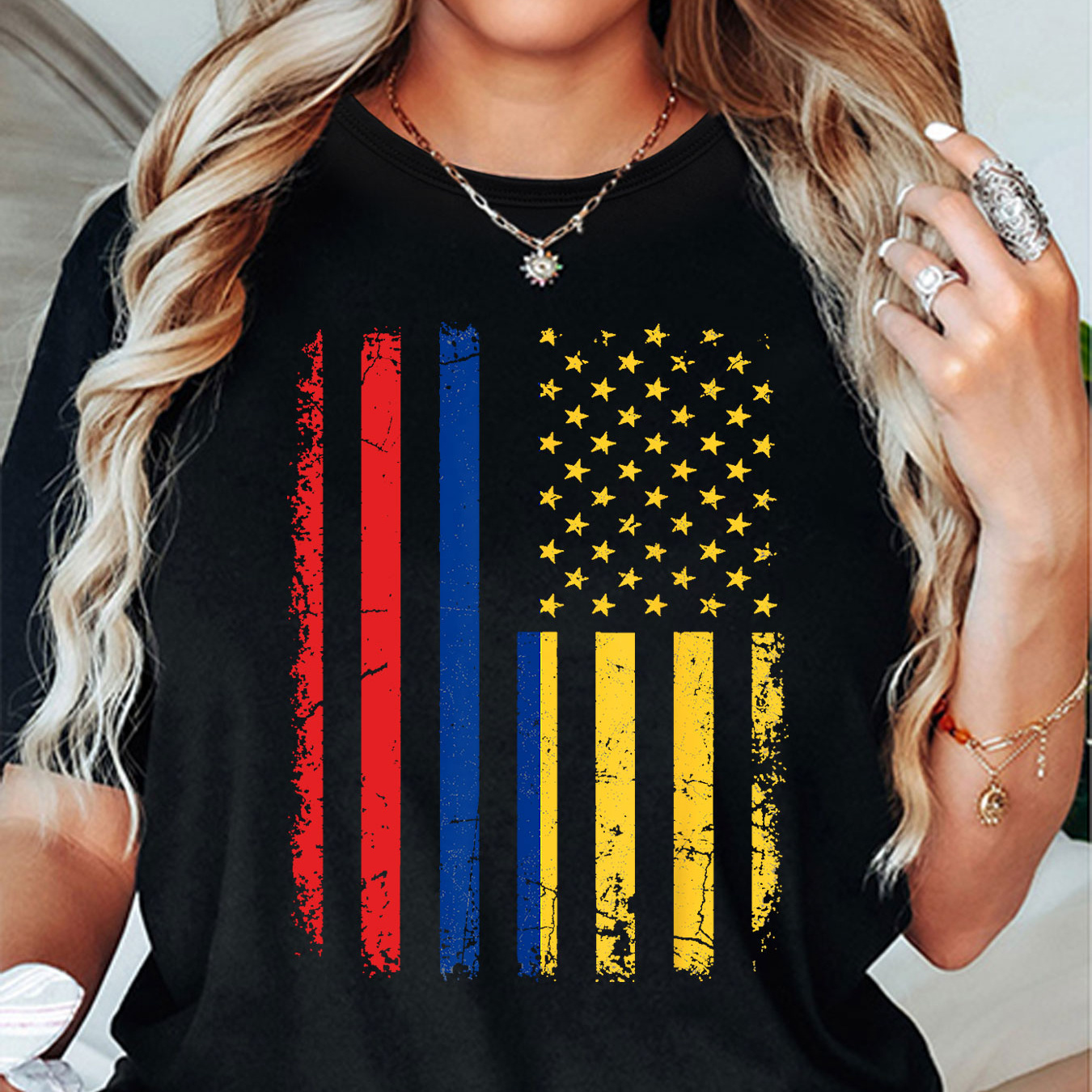 

Women's Casual Short Sleeve T-shirt With Colombia Flag Print, Round Neck, Comfort Fit